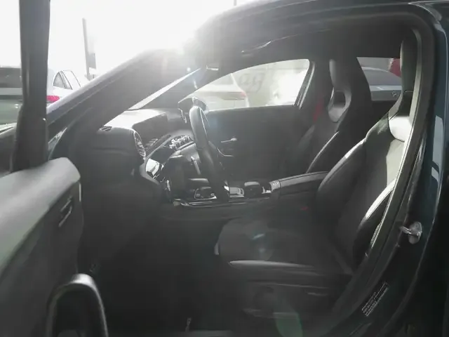 Mercedes-Benz A 35 AMG