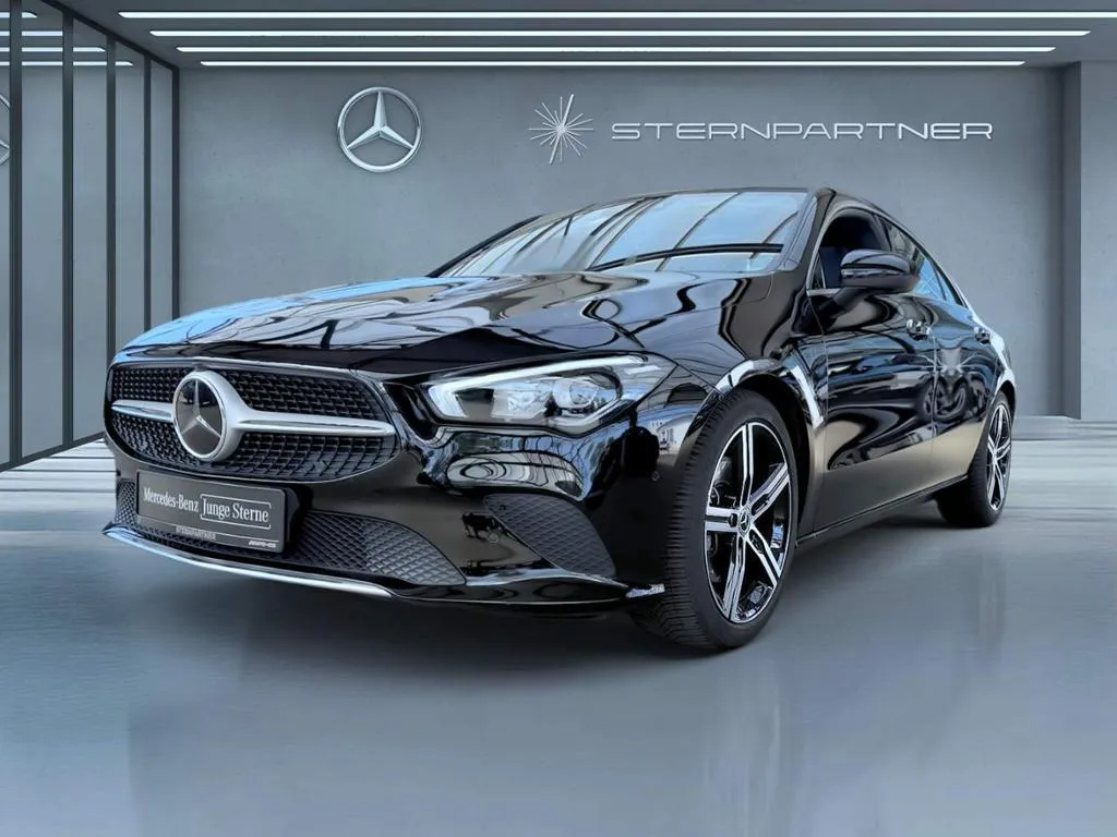 Mercedes-Benz CLA 220