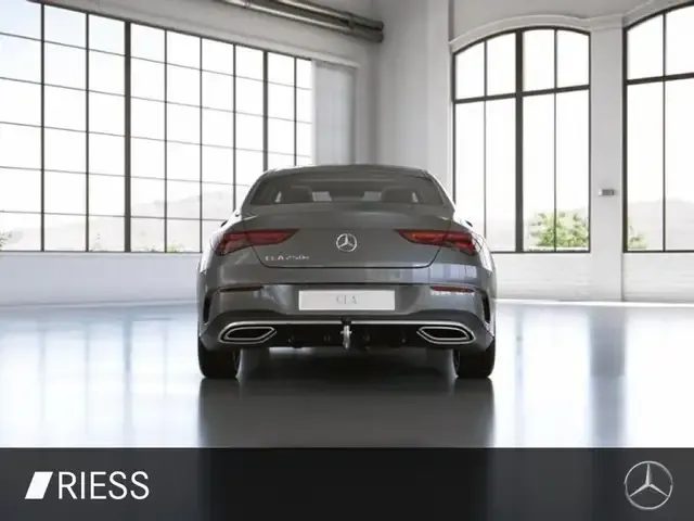 Mercedes-Benz CLA 250