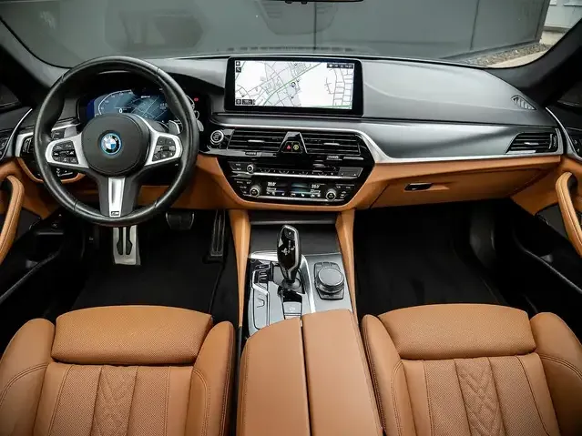 BMW 530
