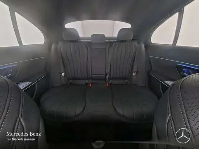 Mercedes-Benz E 400