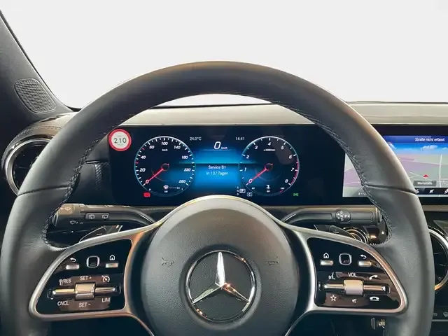 Mercedes-Benz CLA 250