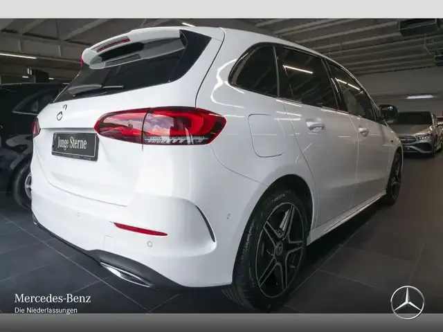Mercedes-Benz B 250
