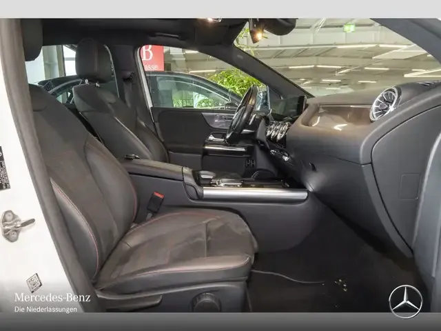 Mercedes-Benz B 250