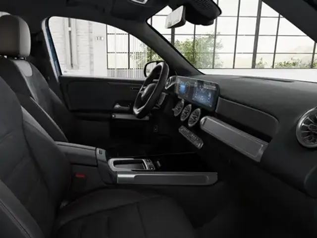 Mercedes-Benz GLB 200