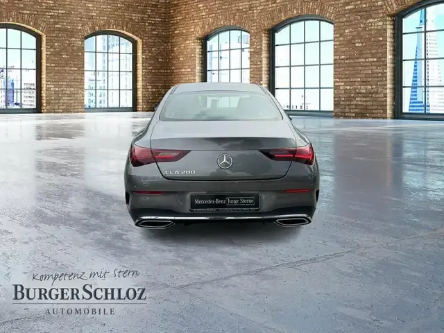 Mercedes-Benz CLA 200