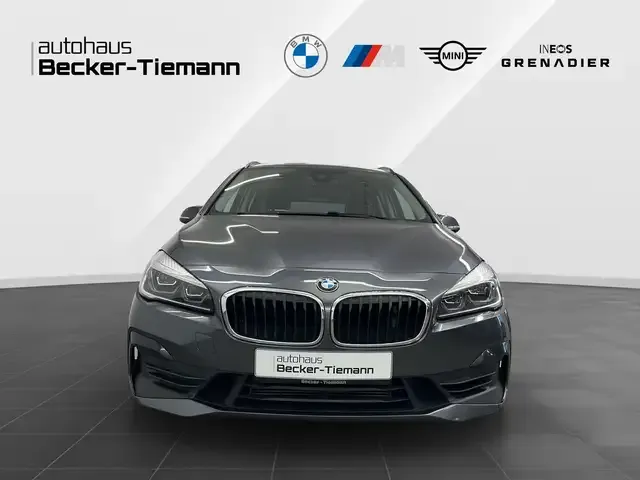 BMW 220