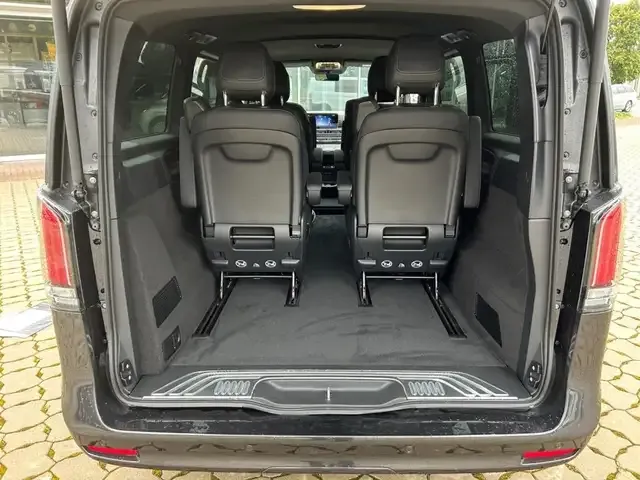 Mercedes-Benz EQV 300