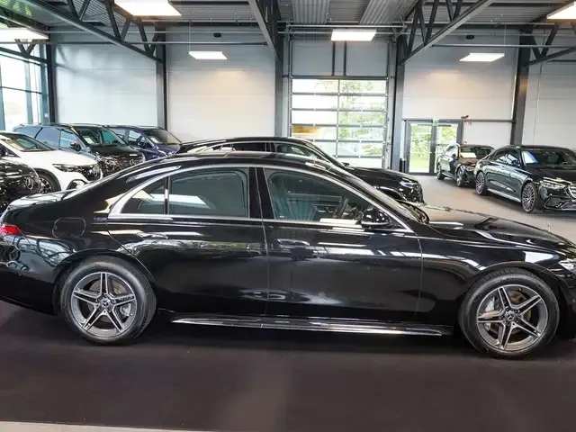 Mercedes-Benz S 500