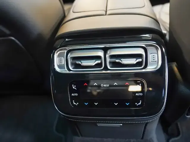 Mercedes-Benz S 500