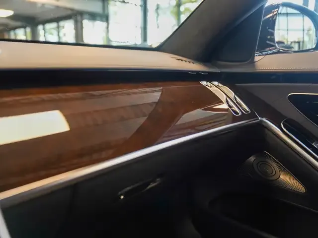 Mercedes-Benz S 500