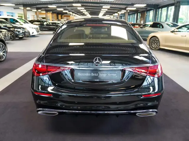 Mercedes-Benz S 500