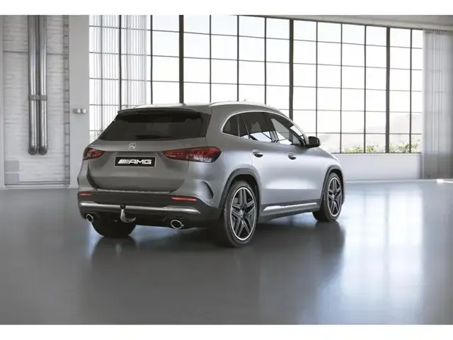 Mercedes-Benz GLA 35 AMG