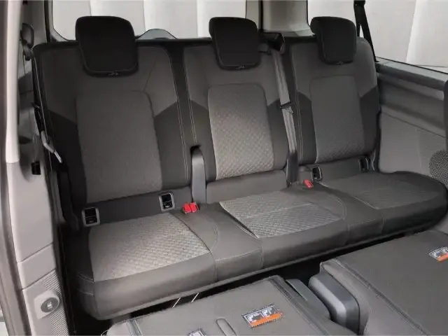 Volkswagen T7 Caravelle