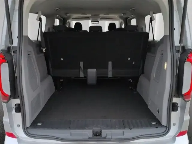 Volkswagen T7 Caravelle