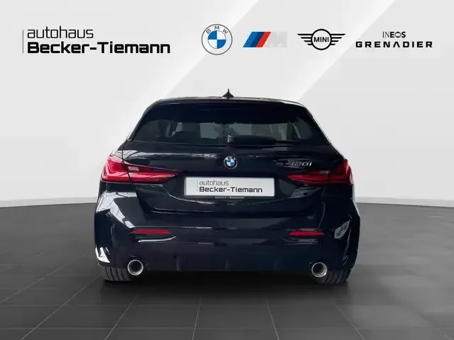 BMW 120