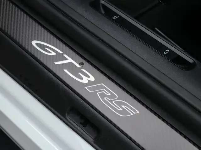 Porsche 992