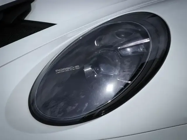 Porsche 992
