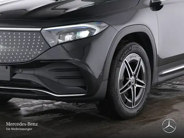 Mercedes-Benz EQB 250