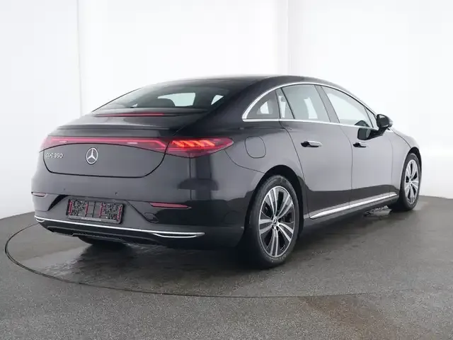 Mercedes-Benz EQE 350
