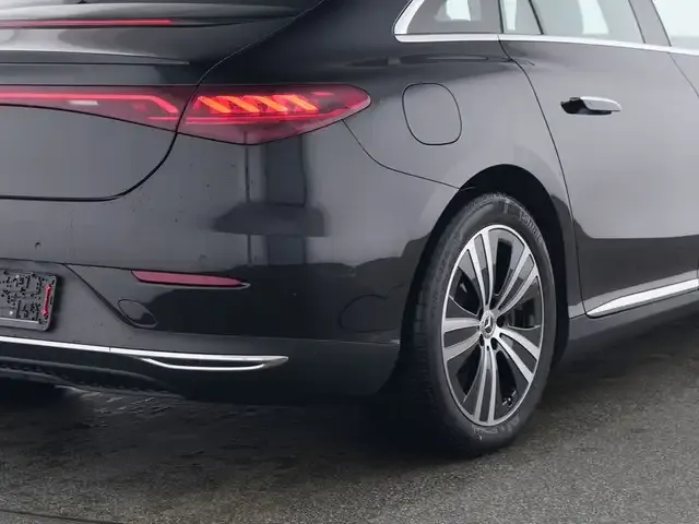Mercedes-Benz EQE 350