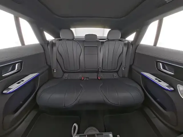 Mercedes-Benz EQE 350