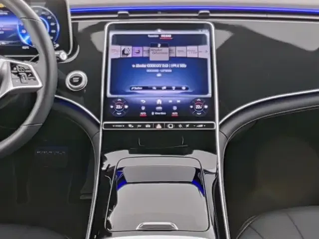 Mercedes-Benz EQE 350