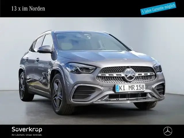Mercedes-Benz GLA 200
