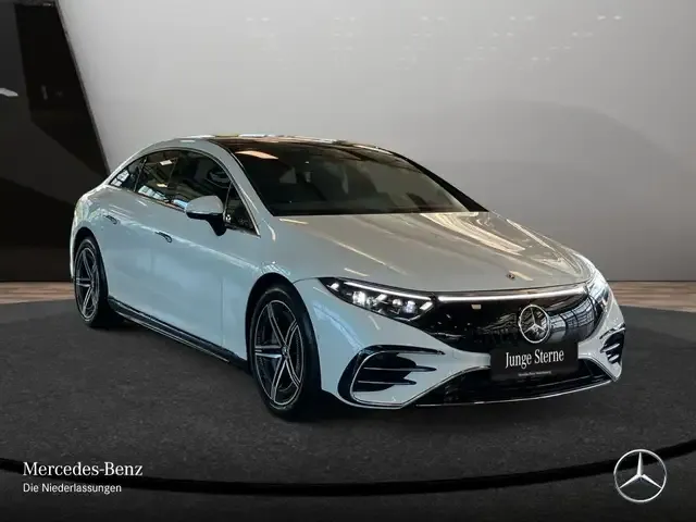 Mercedes-Benz EQS
