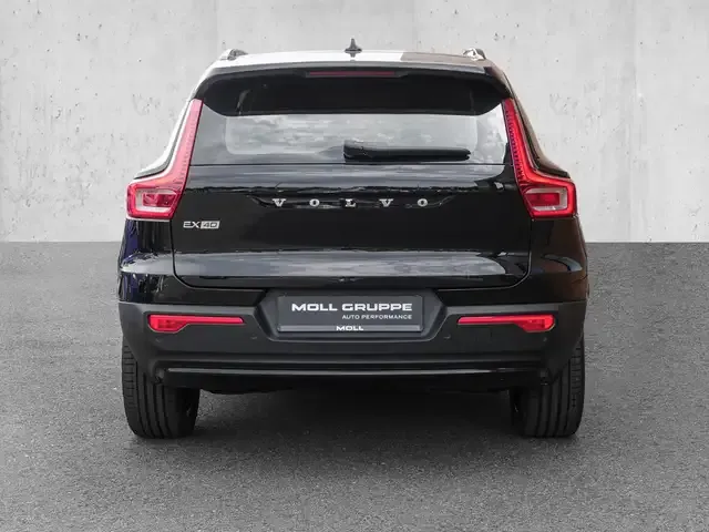 Volvo EX40