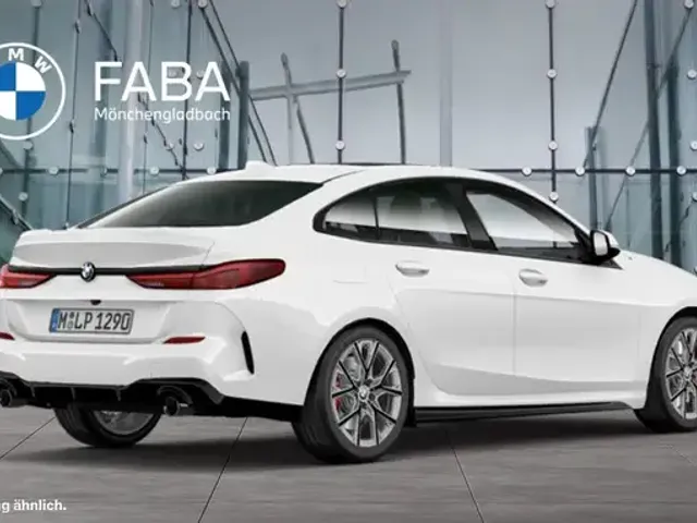 BMW 220