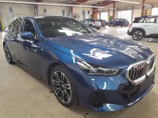 BMW 520