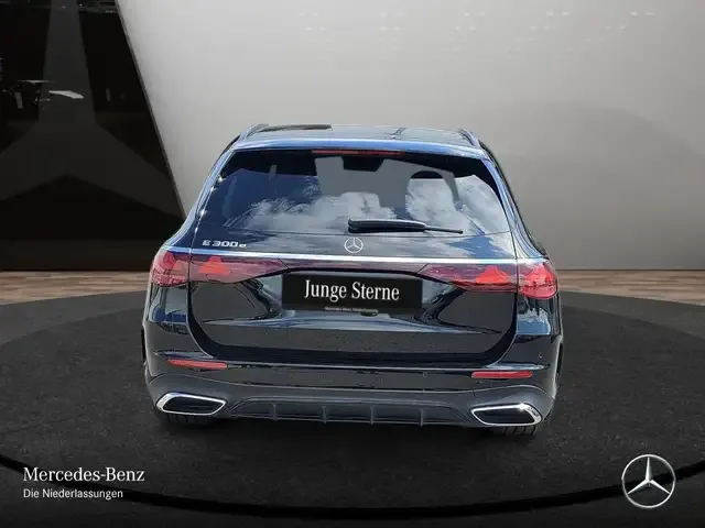 Mercedes-Benz E 300