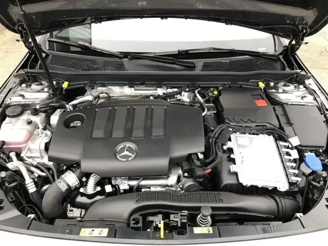 Mercedes-Benz A 220