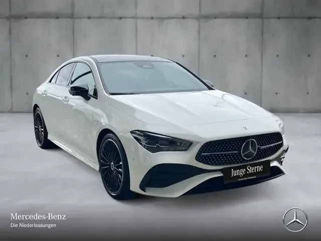 Mercedes-Benz CLA 200