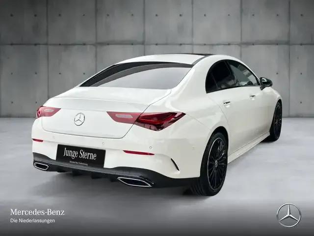 Mercedes-Benz CLA 200
