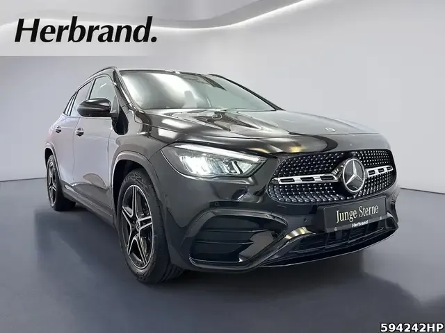 Mercedes-Benz GLA 180