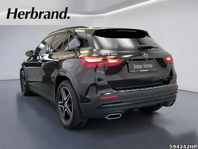 Mercedes-Benz GLA 180
