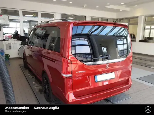 Mercedes-Benz V 300