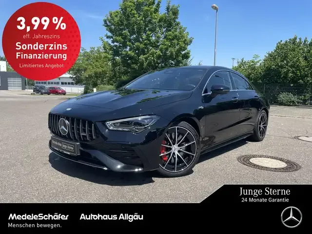 Mercedes-Benz CLA 35 AMG