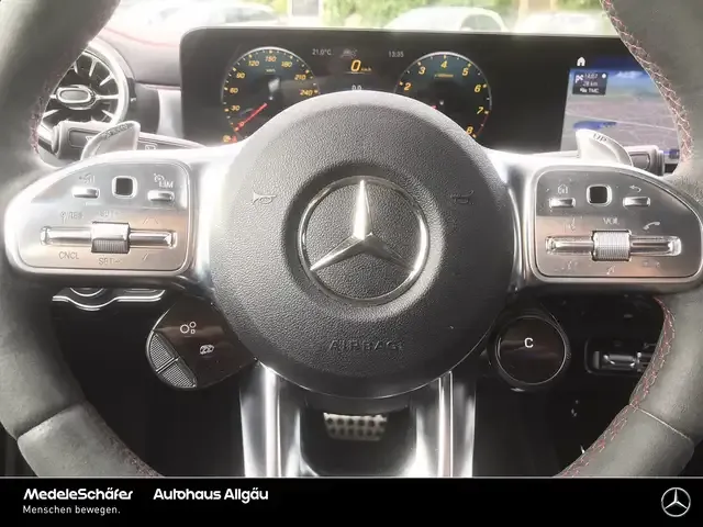Mercedes-Benz CLA 45 AMG