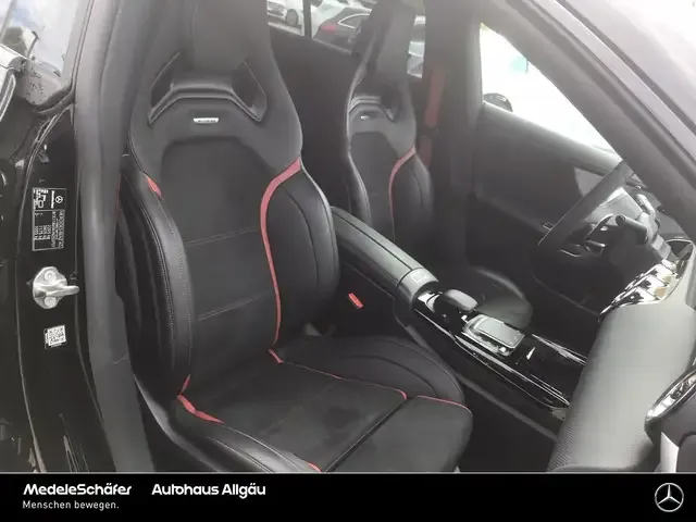 Mercedes-Benz CLA 45 AMG