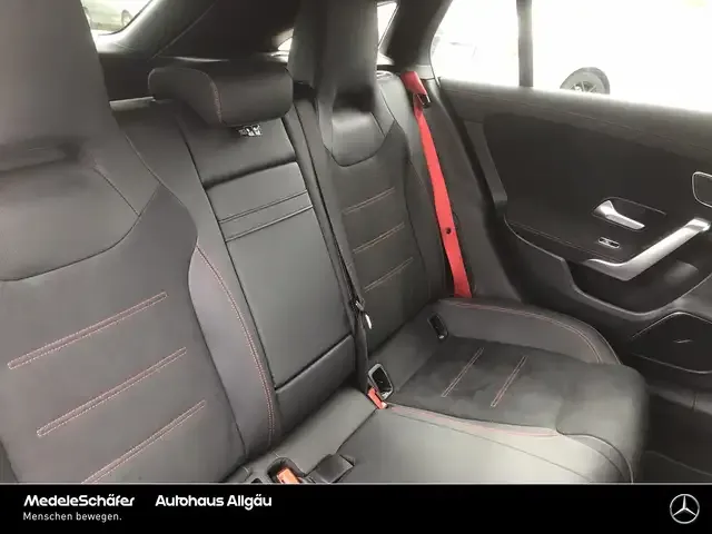 Mercedes-Benz CLA 45 AMG