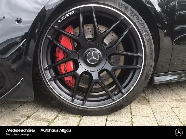 Mercedes-Benz CLA 45 AMG