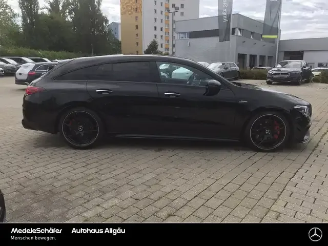 Mercedes-Benz CLA 45 AMG