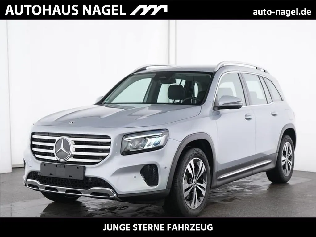 Mercedes-Benz GLB 180
