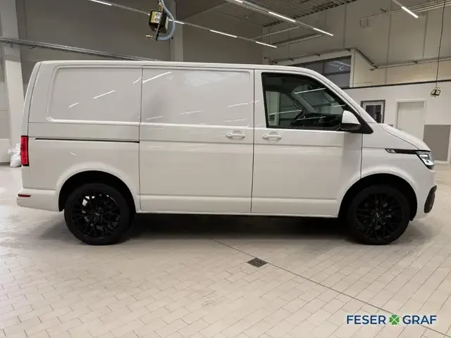 Volkswagen T6.1 Transporter