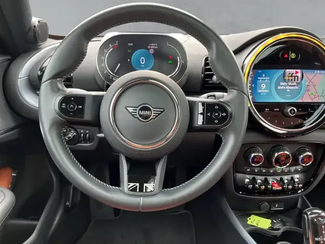 MINI Cooper Clubman