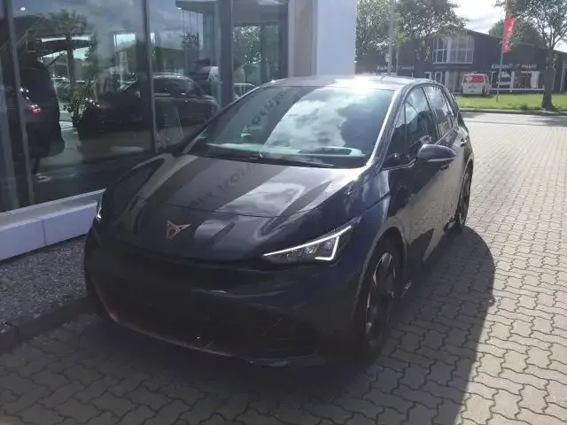CUPRA Born
