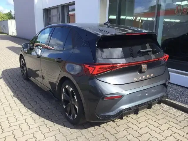 CUPRA Born